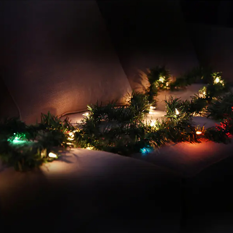 20 Lighted Garland