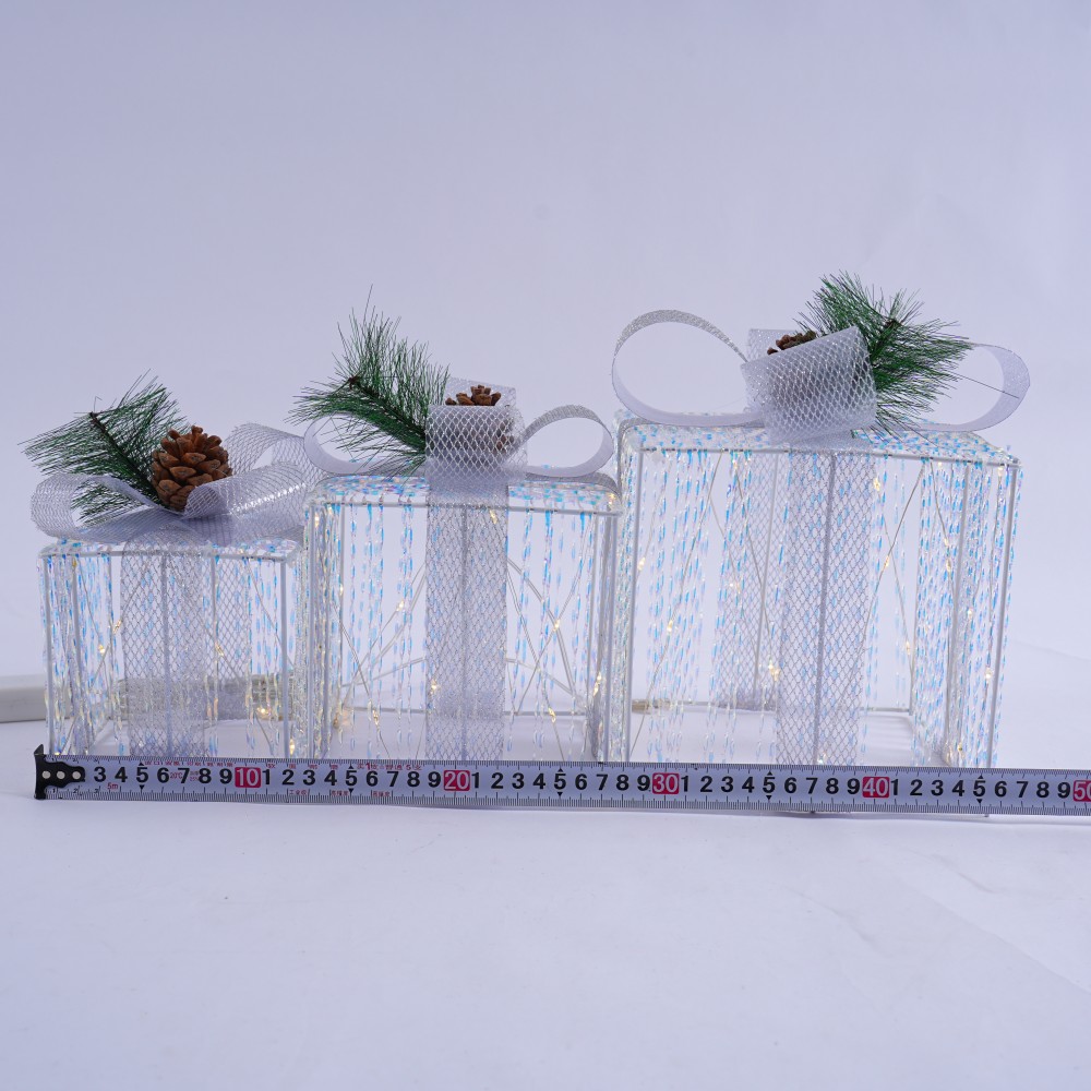 Set of 3 Gift Box LED Decoration Lights with Silk Wrapped